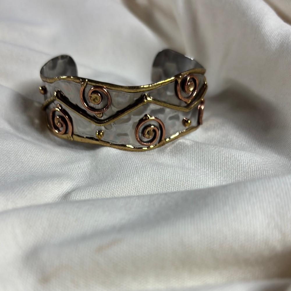 Anju Mixed Metal Cuff Bracelet